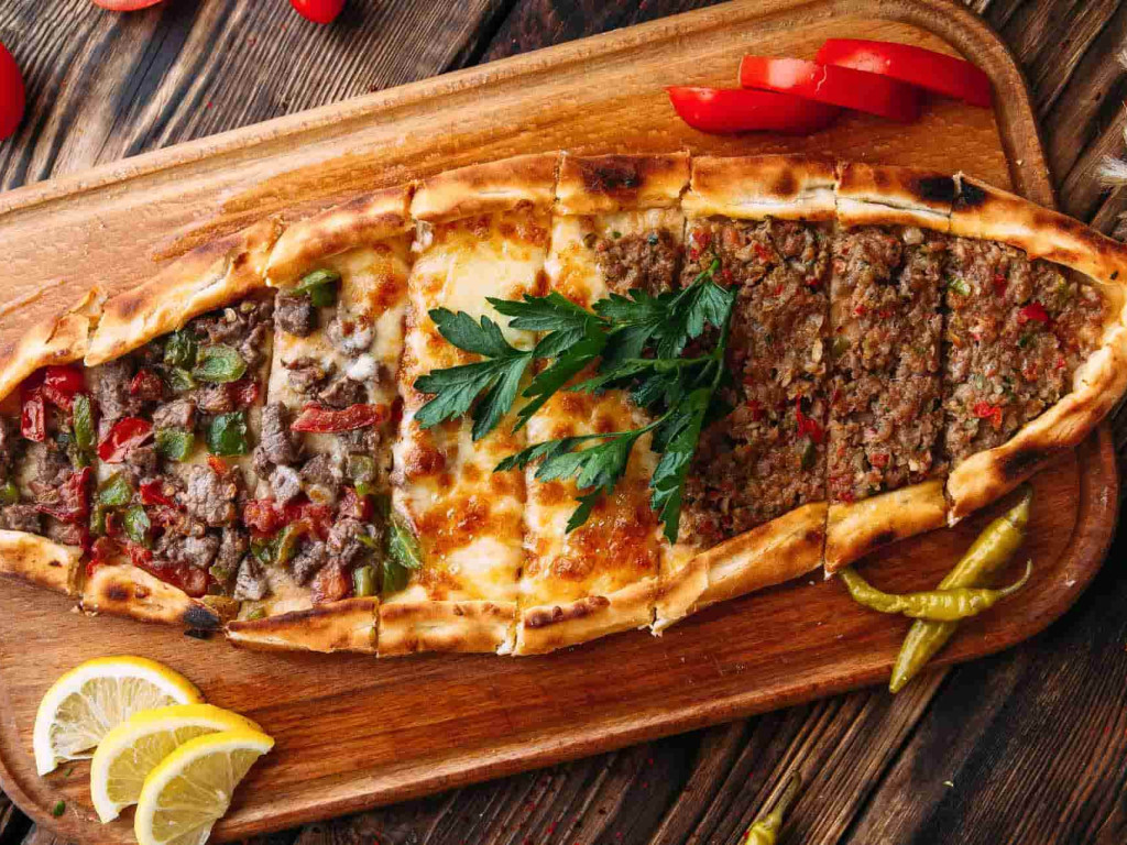 Karışık Pide